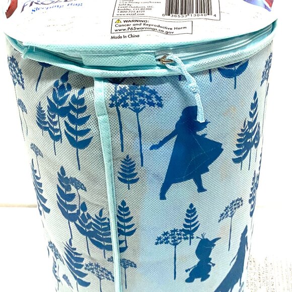 Disney Frozen 2 Sleeping Bag with 45 Degree Temperature Rating- Brand New - Picture 2 of 4